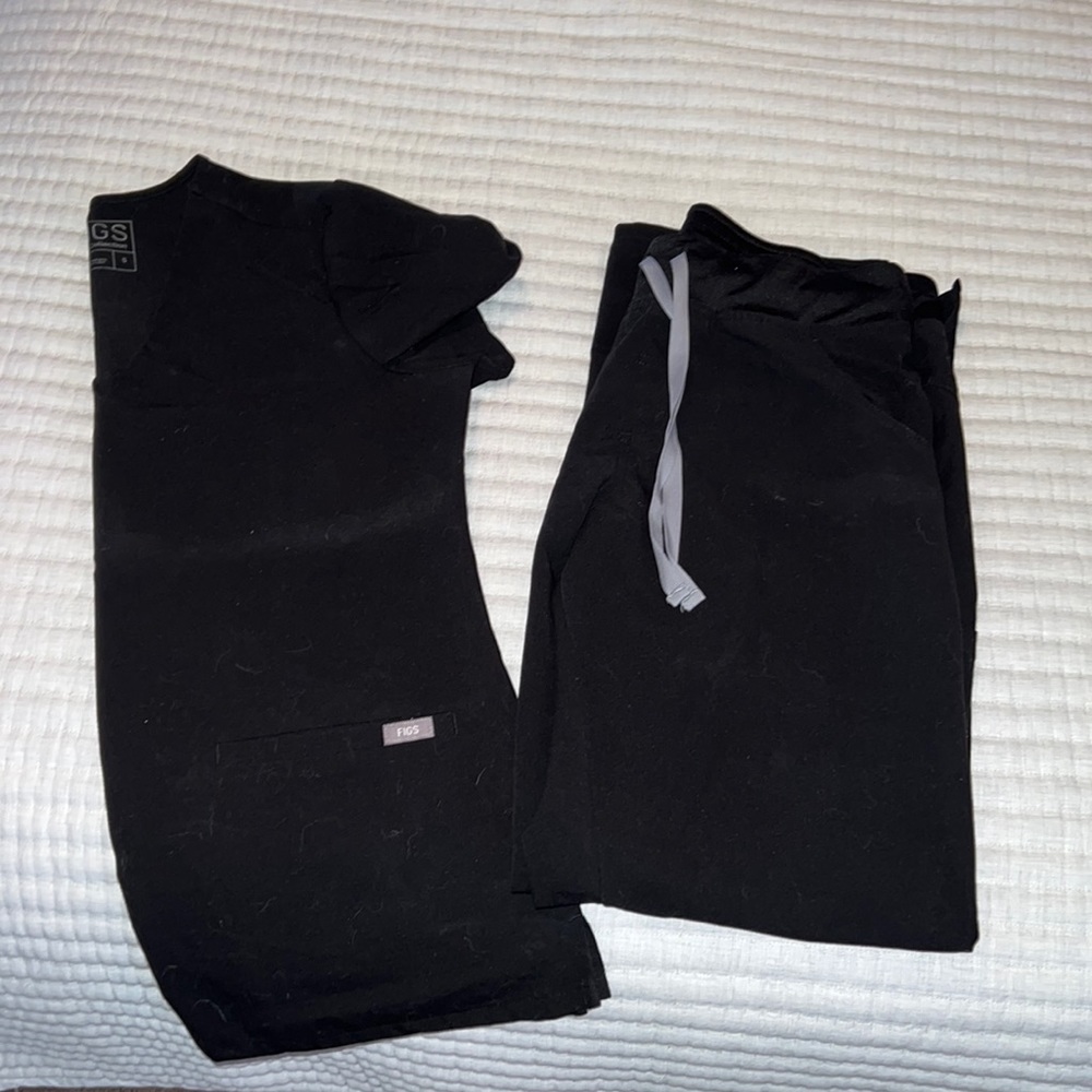 FIGS Scrubs. Color black. Small Casma top. Medium Cade Cargo pants.
